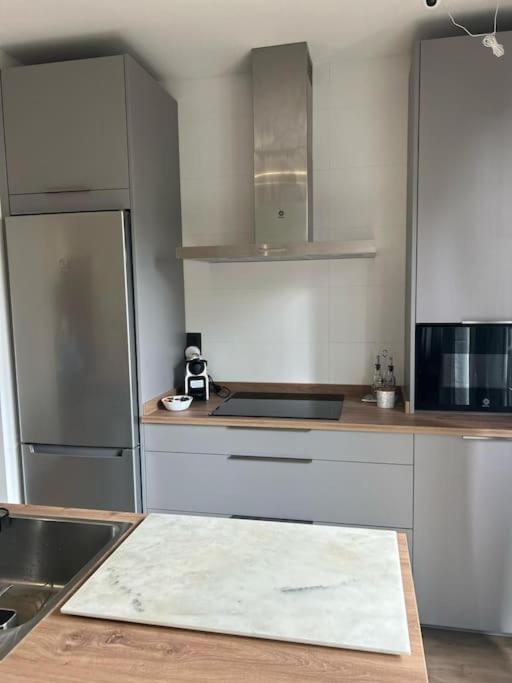 Appartement Piso Deluxe Con Balcon Cerca Del Casco Viejo à Bilbao Extérieur photo