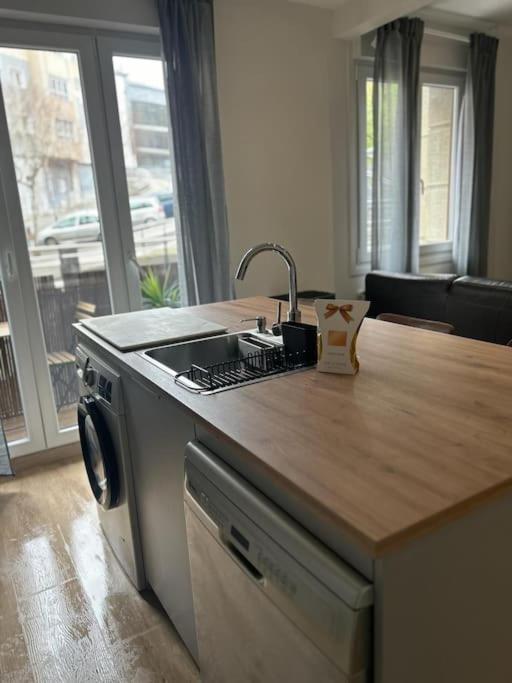 Appartement Piso Deluxe Con Balcon Cerca Del Casco Viejo à Bilbao Extérieur photo